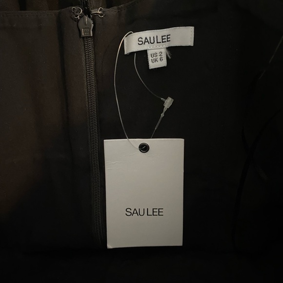 Sau Lee Noah Gown - Picture 15 of 16